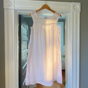 Vintage 1970s Sears Carriage Court Classic Nightgown